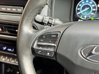 Hyundai KONA 1.6 h-GDi Premium DCT Euro 6 (s/s) 5dr