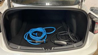 Tesla Model 3 (Dual Motor) Long Range Auto 4WDE 4dr