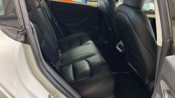 Tesla Model 3 (Dual Motor) Long Range Auto 4WDE 4dr