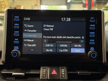 Toyota RAV4 2.5 VVT-h Design CVT Euro 6 (s/s) 5dr