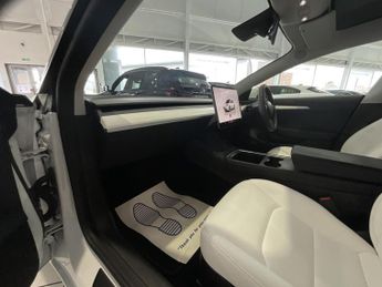 Tesla Model 3 PERFORMANCE AWD