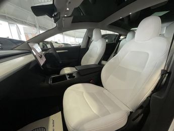 Tesla Model 3 PERFORMANCE AWD