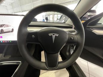 Tesla Model 3 PERFORMANCE AWD