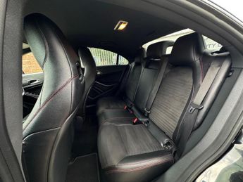 Mercedes-Benz CLA 1.6 CLA180 AMG Line Coupe 7G-DCT Euro 6 (s/s) 4dr