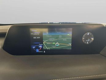 Lexus UX 2.0 250h SUV 5dr Petrol Hybrid E-CVT Euro 6 (s/s) (184 ps)