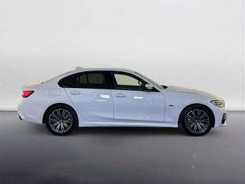 BMW 3 Series 2.0 330e 12kWh M Sport Saloon 4dr Petrol Plug-in Hybrid Auto Eur