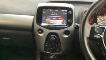 Toyota AYGO 1.0 VVT-i x-play x-shift Euro 5 5dr Euro 5