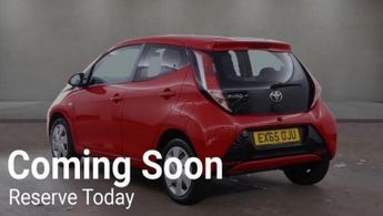 Toyota AYGO 1.0 VVT-i x-play x-shift Euro 5 5dr Euro 5