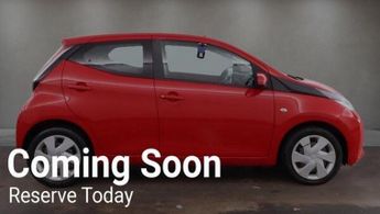 Toyota AYGO 1.0 VVT-i x-play x-shift Euro 5 5dr Euro 5
