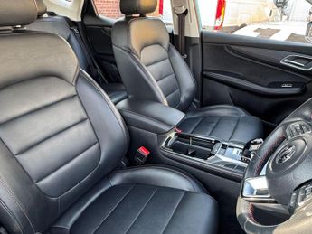 MG MG HS 1.5 T-GDI Excite DCT Euro 6 (s/s) 5dr