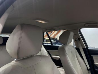 BMW 3 Series 2.0 320d Luxury Touring Auto Euro 6 (s/s) 5dr