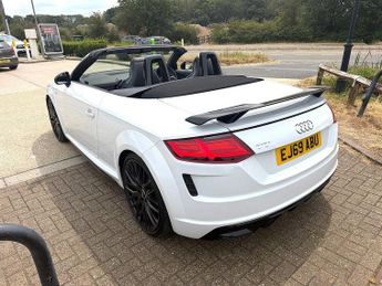Audi TT 2.0 TFSI 40 Black Edition Roadster 2dr Petrol S Tronic Euro 6 (s