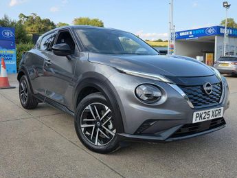 Nissan Juke 1.6 N-Connecta Auto Euro 6 5dr