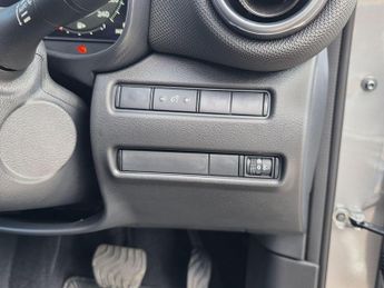 Nissan Juke 1.6 N-Connecta Auto Euro 6 5dr