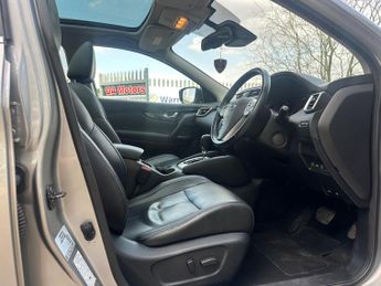 Nissan Qashqai 1.6 dCi Tekna XTRON 2WD Euro 6 (s/s) 5dr