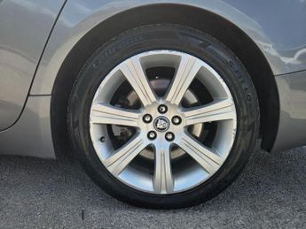 Jaguar XF 3.0d V6 Luxury Auto Euro 5 4dr