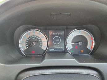 Jaguar XF 3.0d V6 Luxury Auto Euro 5 4dr