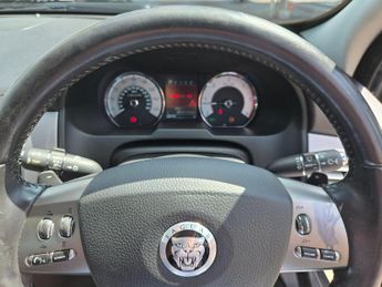 Jaguar XF 3.0d V6 Luxury Auto Euro 5 4dr