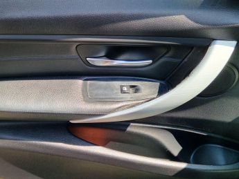 BMW 3 Series 2.0 320d M Sport Auto Euro 5 (s/s) 4dr