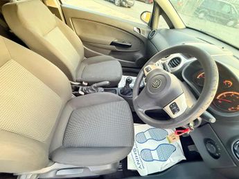 Vauxhall Corsa 1.2i 16v Breeze 3dr