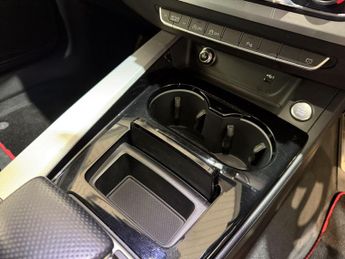 Audi A4 2.0 TFSI 40 S line S Tronic Euro 6 (s/s) 4dr
