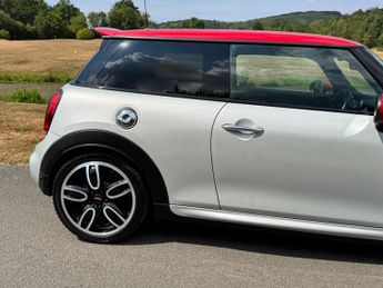 MINI Hatch 2.0 John Cooper Works Auto Euro 6 (s/s) 3dr
