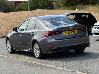 Lexus IS 2.5 300h Executive Edition E-CVT Euro 5 (s/s) 4dr