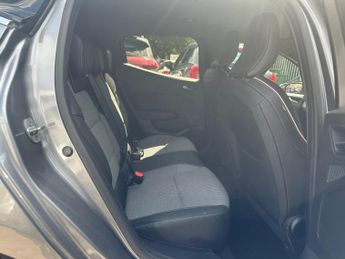 Renault Clio 1.6 E-TECH techno Auto Euro 6 (s/s) 5dr