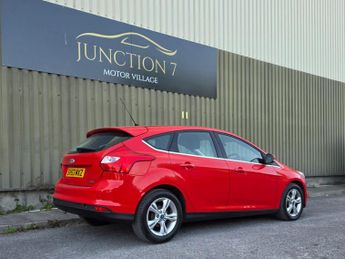 Ford Focus 1.0T EcoBoost Zetec Euro 5 (s/s) 5dr