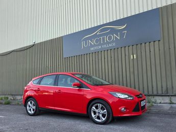 Ford Focus 1.0T EcoBoost Zetec Euro 5 (s/s) 5dr