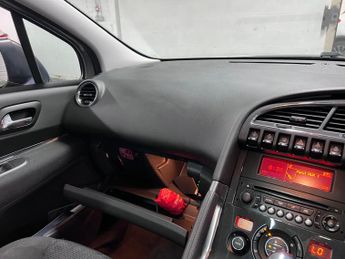 Peugeot 3008 1.6 e-HDi Allure EGC Euro 5 (s/s) 5dr