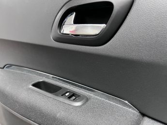 Peugeot 3008 1.6 e-HDi Allure EGC Euro 5 (s/s) 5dr