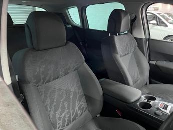 Peugeot 3008 1.6 e-HDi Allure EGC Euro 5 (s/s) 5dr