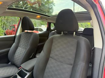 Nissan Qashqai 1.2 DIG-T Acenta XTRON 2WD Euro 6 (s/s) 5dr