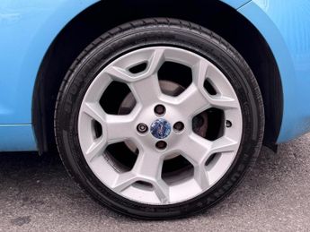Ford Ka 1.2 Titanium Euro 4 3dr