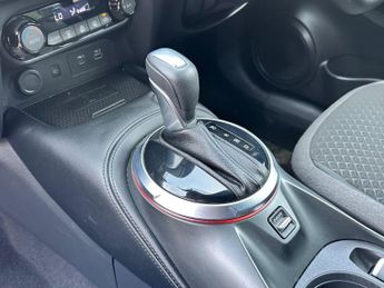 Nissan Juke 1.0 DIG-T N-Connecta DCT Auto Euro 6 (s/s) 5dr