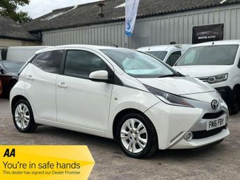 Toyota AYGO 1.0 VVT-i x-pure Euro 6 5dr