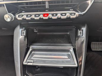 Peugeot 208 1.2 Allure e-DSC6 Euro 6 (s/s) 5dr