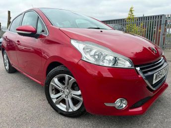 Peugeot 208 1.2 VTi PureTech Allure Euro 5 5dr