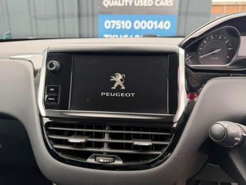 Peugeot 208 1.2 VTi PureTech Allure Euro 5 5dr