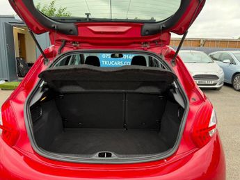 Peugeot 208 1.2 VTi PureTech Allure Euro 5 5dr