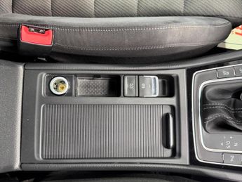 Volkswagen Golf 2.0 TSI BlueMotion Tech R DSG 4Motion Euro 6 (s/s) 5dr