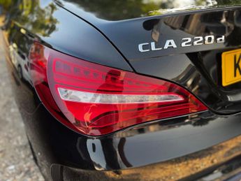 Mercedes-Benz CLA 2.1 CLA220d AMG Line Night Edition Coupe 7G-DCT 4MATIC Euro 6 (s