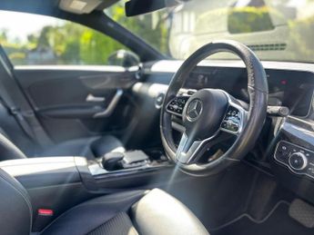 Mercedes-Benz A Class 1.3 A180 Sport (Executive) 7G-DCT Euro 6 (s/s) 5dr