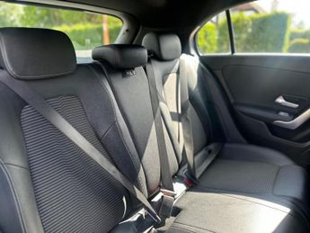Mercedes-Benz A Class 1.3 A180 Sport (Executive) 7G-DCT Euro 6 (s/s) 5dr