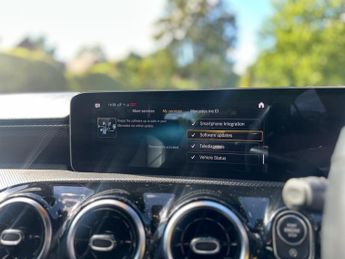 Mercedes-Benz A Class 1.3 A180 Sport (Executive) 7G-DCT Euro 6 (s/s) 5dr