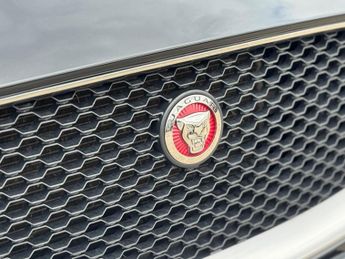 Jaguar F-PACE 2.0 D180 Prestige Auto Euro 6 (s/s) 5dr
