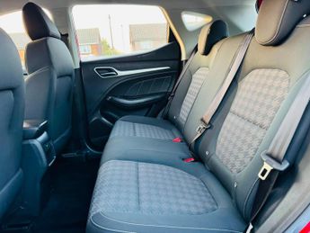 MG MG ZS 44.5kWh Excite Auto 5dr