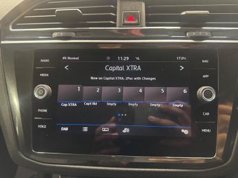 Volkswagen Tiguan 2.0 TDI R-Line DSG 4Motion Euro 6 (s/s) 5dr