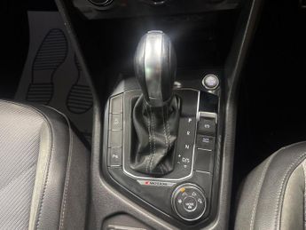 Volkswagen Tiguan 2.0 TDI R-Line DSG 4Motion Euro 6 (s/s) 5dr